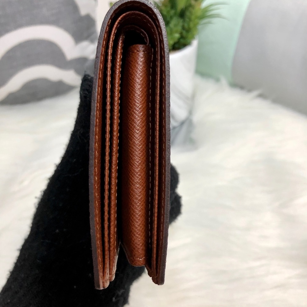 🔥SOLD 🔥Men’s Bifold’s Wallet - Picture 8 of 15